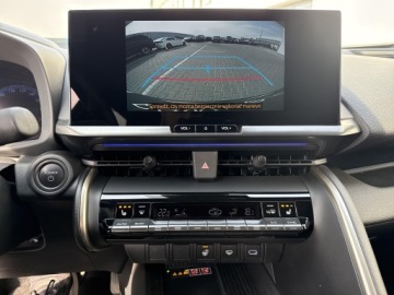 Toyota C-HR II SUV Plug-In 2.0 Hybrid Dynamic Force Plug-in  223KM 2025 Toyota C-HR 2.0 PHEV Executive 2.0 PHEV Executive|, zdjęcie 15