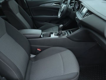 Opel Insignia II Sports Tourer 1.6 CDTI 136KM 2018 Opel Insignia 1.6 CDTI, Salon Polska, Serwis ASO, zdjęcie 8