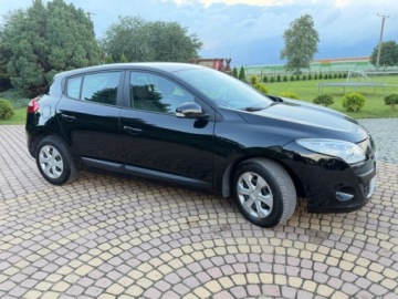 Renault Megane III Hatchback 1.6 16v 100KM 2011 Renault Megane 1.6 16V 101 KM 1 wlasciciel Serwisowany Gotowy do jazdy, zdjęcie 7