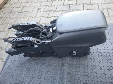 DS 5 DS5 Центральный туннель
