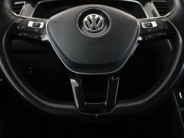 Volkswagen Tiguan II SUV 2.0 TDI 150KM 2018 Volkswagen Tiguan 2.0 TDI Automat 4Motion Highline, zdjęcie 20