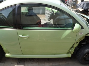 DRZWI PRAWE VW NEW BEETLE 98-10 KOLOR LG6V