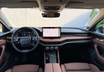 Skoda Superb IV Kombi Plug-in 1.5 TSI iV Plug-In 204KM 2025 Skoda Superb Salon PL Gwarancja Hak LK VAT23 1.5 Hybryda Plug-in 204KM, zdjęcie 4