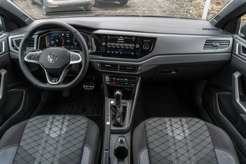 Volkswagen Taigo 1.5 TSI 150KM 2025 Volkswagen Taigo R-Line Plus 1.5 TSI 150 KM DSG, zdjęcie 16