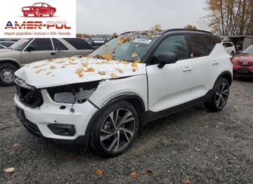 Volvo XC40 2022