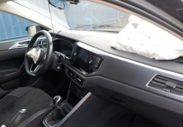 Volkswagen Polo VI Hatchback 5d Facelifting 1.0 TSI 95KM 2023 Volkswagen Polo Okazja Benzyna 95KM, zdjęcie 17