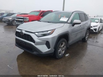 Toyota 2022 Toyota RAV4 2022r., XLE, od ubezpieczalni 2.5 Benzyna 203KM, zdjęcie 2