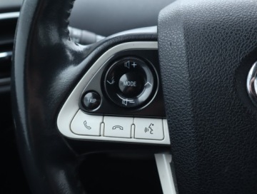 Toyota Prius IV Hatchback 1.8 Hybrid 122KM 2017 Toyota Prius 1.8 PHV, Salon Polska, Serwis ASO, zdjęcie 20