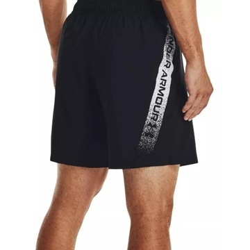 Under Armour Szorty sportowe UA Woven Graphic Shorts 1370388 Czarny Regular