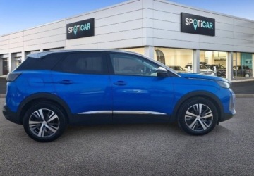 Peugeot 3008 II Crossover Facelifting  1.2 PureTech 130KM 2021 Peugeot 3008 1.2 PureTech Allure SS EAT8 1.2 Benzyna 130KM, zdjęcie 3