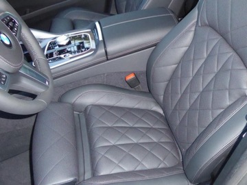 BMW X6 G06 SUV Facelifting 3.0 30d 298KM 2025 BMW X6 xDrive30d Sport Suv 3.0 (298KM) 2025, zdjęcie 6