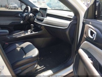 Jeep Compass II 2024 Jeep Compass 2024, Latitude, 4x4, od ubezpieczalni 2.0 Benzyna 200KM, zdjęcie 8