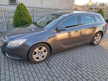 Opel Insignia I Sports Tourer 2.0 CDTI ECOTEC 160KM 2010 Opel Insignia 2.0 cdti 160KM zadbany, garażowany, zdjęcie 2
