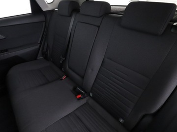 Toyota Auris II Hatchback 5d Facelifting 1.8 Hybrid 136KM 2016 Toyota Auris HEV panorama klima auto navi kamera, zdjęcie 16