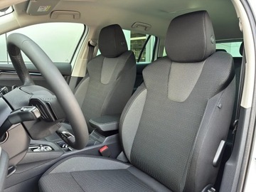 Skoda Octavia IV Liftback 1.5 TSI EVO 150KM 2025 Skoda Octavia Edition 130 Selection 1.5 TSI mHEV 1, zdjęcie 5