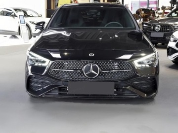 Mercedes CLA C118/X118 Shooting Brake Facelifting 1.3 200 163KM 2024 CLA 200 AMG Line Shooting Brake 1.3 (163KM) 2024, zdjęcie 1