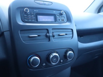 Renault Clio IV Hatchback 5d 1.2 16V 73KM 2015 Renault Clio 1.2 16V, Salon Polska, GAZ, Klima, zdjęcie 11