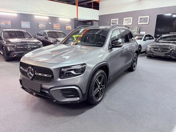 Mercedes GLB SUV Facelifting 2.0 220 190KM 2025 MERCEDES-BENZ GLB 220 4-Matic AMG Line 2.0 190KM