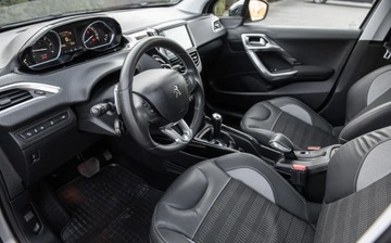 Peugeot 2008 I 2014 Peugeot 2008 1.6eHDI 92KM Allure Navi Ledy Panorama SKora Automat Gwaranc, zdjęcie 11