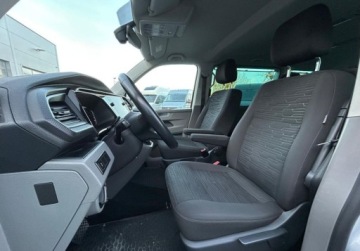 Volkswagen Caravelle T6 2022 Volkswagen Caravelle Comfortline L2 4Motion, ACC, Kamera cofania, Hak, LED, zdjęcie 6