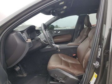 Volvo XC60 II 2021 Volvo XC 60 T5 Momentum 2021 2.0l 2.0 Benzyna 250KM, zdjęcie 7