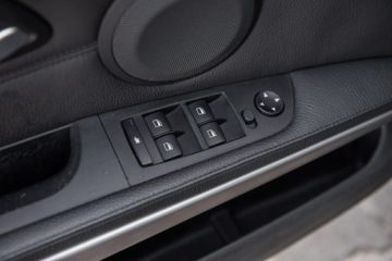 BMW Seria 3 E90-91-92-93 Limuzyna E90 320d 163KM 2006 BMW 320 2.0d 163KM ! M47 Rozrząd z przodu !, zdjęcie 21