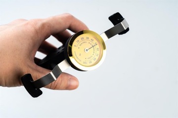 GUITTO GHD-03 УВЛАЖНИТЕЛЬ ДЛЯ ГИТАРЫ С ГИГРОМЕТРОМ И ДОЗАТОРОМ