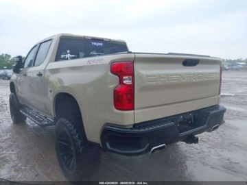 Chevrolet Silverado II 2022 Chevrolet Silverado 1500, 2022r., 4x4, 5.3L 5.3 Benzyna 355KM, zdjęcie 2