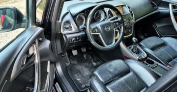 Opel Astra J Hatchback 5d 1.6 Turbo ECOTEC 180KM 2010 Opel Astra BENZYNA 180KM 5 drzwi NAWIGACJA super oakzja polecamy, zdjęcie 28