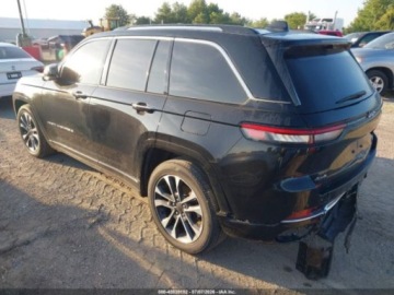 Jeep Grand Cherokee V 2023 Jeep Grand Cherokee 2023 JEEP GRAND CHEROKEE OVERLAND 4X4 3.6 Benzyna 293KM, zdjęcie 3