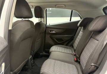 Opel Mokka I SUV 1.4 Turbo ECOTEC 140KM 2015 Opel Mokka Opel Mokka 1.4 Turbo ecoFLEX StartStop Edition 1.4 Benzyna, zdjęcie 23
