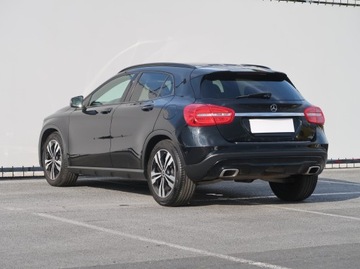 Mercedes GLA I Off-roader 2.1 220 CDI 170KM 2014 Mercedes GLA GLA 220 CDI 4MATIC, 167 KM, 4X4, zdjęcie 3