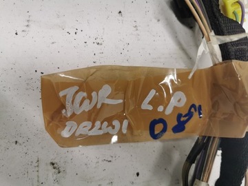 JEEP WRANGLER JK III SVAZEK DVEŘE LEVÝ PŘEDNÍ 08 R