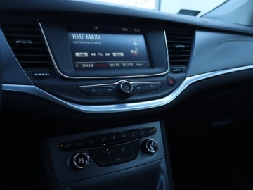 Opel Astra K Hatchback 5d 1.0 Turbo 105KM 2016 Opel Astra 1.0 Turbo, Salon Polska, 1. Właściciel, zdjęcie 10