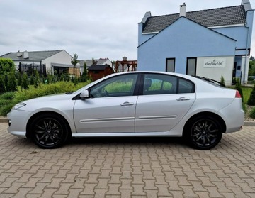 Renault Laguna III 2011 Renault Laguna 12/2011 Automat 173KM NaviRata600, zdjęcie 16