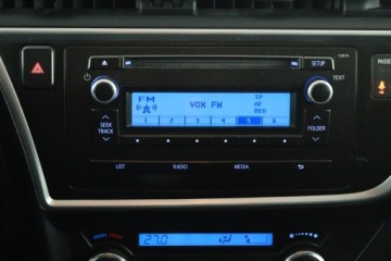 Toyota Auris I Hatchback 3d Facelifting 1.6 Valvematic 132KM 2013 Toyota Auris 1.6 Valvematic, Salon Polska, Klima, zdjęcie 8