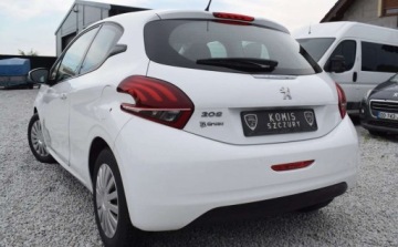Peugeot 208 I Hatchback 5d Facelifting 1.6 BlueHDi 75KM 2018 Peugeot 208 Peugeot 208 1.6 BlueHDI Tablet, Klima 1.6 Diesel 75KM, zdjęcie 1