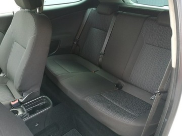 Opel Astra J Hatchback 5d 1.4 Turbo ECOTEC 120KM 2011 Opel Astra 14 16V 120 KM GTC Klima Parktronic, zdjęcie 17