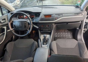 Citroen C5 III Tourer 2.0 HDi FAP 136KM 2009 Citroen C5 Citroen C5 100 bezwypadkowy 2.0 Diesel 135KM, zdjęcie 8