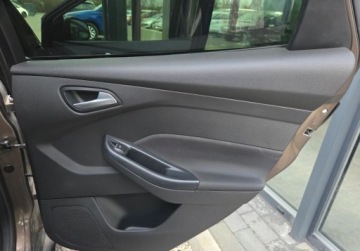 Ford Focus III Sedan Facelifting 1.0 EcoBoost 125KM 2017 Ford Focus 1.0benz 125KM 6b Led Tempomat Grz.Szybafotele PDC Salon Polska, zdjęcie 12