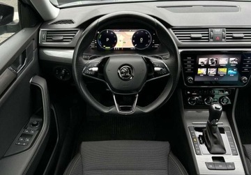 Skoda Superb III Kombi Plug-In Hybrid 1.4 TSI Plug-In-Hybrid 218KM 2024 Skoda Superb Plug-In Hybrid Style Pakiety, GPS, Matrix, GPS, Podgrzewane, zdjęcie 5