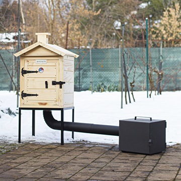 Деревянная коптильня 60 см с камином