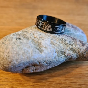 ЧЕРНОЕ АНТИСТРЕССОВОЕ КОЛЬЦО-ПЕЧАТКА VALKNUT THOR VEGVISIR R22