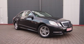 Mercedes Klasa E W212 Limuzyna 200 CGI BlueEFFICIENCY 184KM 2012 Mercedes-Benz Klasa E 1,8BenzynaAutomat LimuzynaSkora Ksenon 1.8