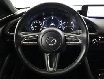 Mazda 3 IV Hatchback 2.0 Skyactiv-G 122KM 2019 Mazda 3 2.0 Skyactiv-G, Salon Polska, Serwis ASO, zdjęcie 14