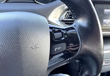 Peugeot 2015 Peugeot 308 Bezwypadkowy Caly lakier oryginalny Klimatyzacja Tempomat GWA, zdjęcie 22