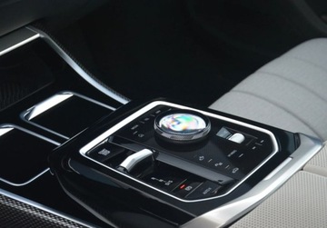 BMW Seria 7 G70 Sedan Plug-In 3.0 50e 489KM 2024 BMW Seria 7 M760e Phev xDrive M Sport Dostawa pod dom w cenie Dealer BMW B, zdjęcie 16