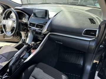 Mitsubishi Eclipse Cross SUV 1.5 T 163KM 2019 Mitsubishi Eclipse Cross Kamera, Grzane fotele Hak, zdjęcie 13