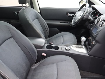 Nissan Qashqai I Crossover 2.0 140KM 2010 Nissan Qashqai+2 2.0 i, 4X4, Automat, 7 miejsc, zdjęcie 8
