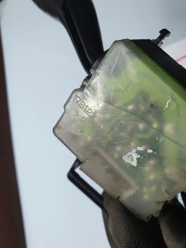 MAZDA PREMACY 2000 MINCE / PŘEPÍNAČ STĚRAČE